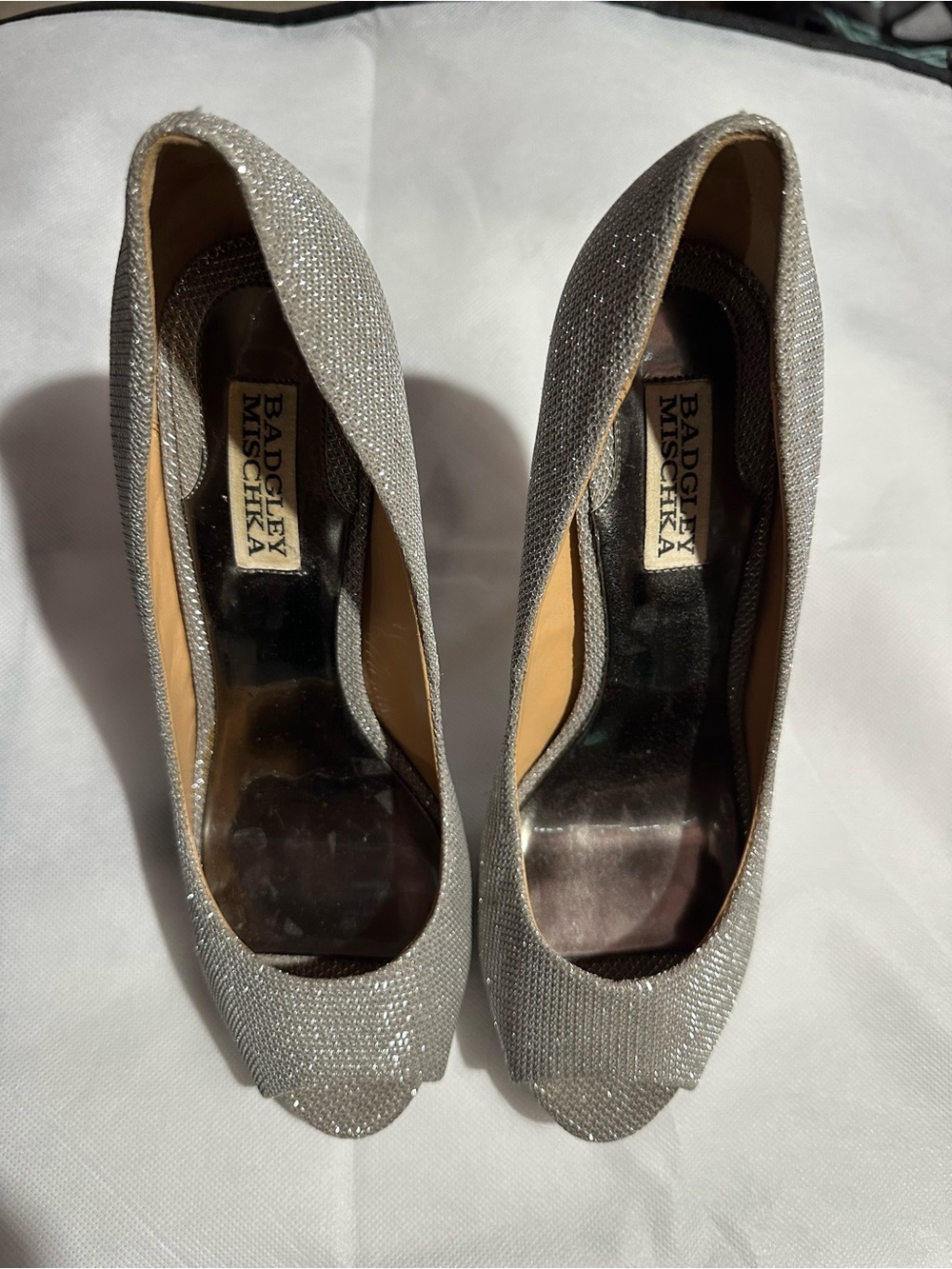 Badgley Mischka drama Silver Glitter Peep-Toe Pumps 8.5